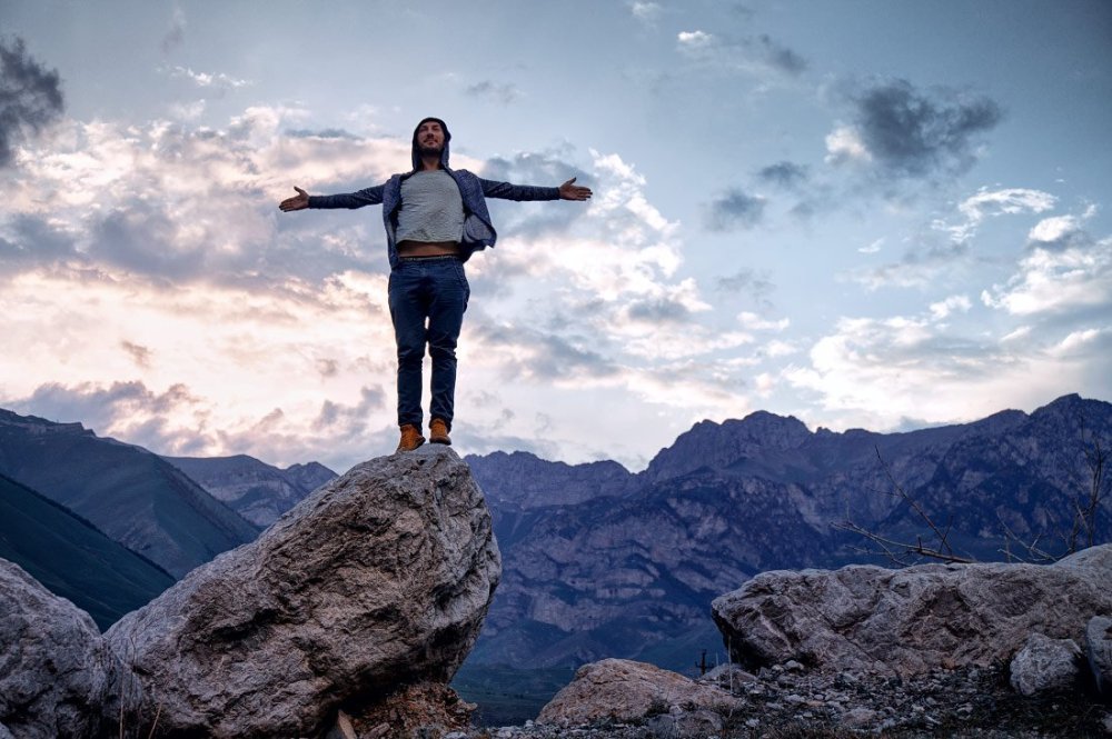 Человек в горах