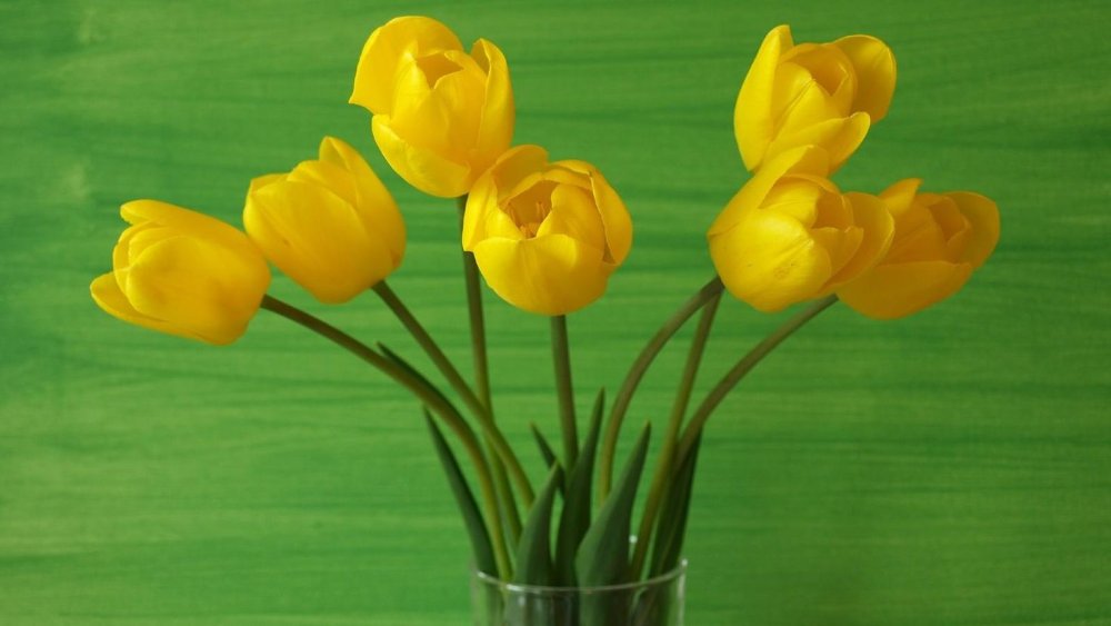 К празднику. 8 Марта