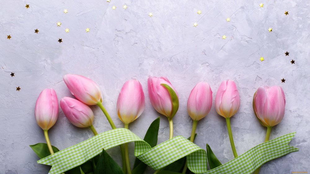 Нарциссы букет