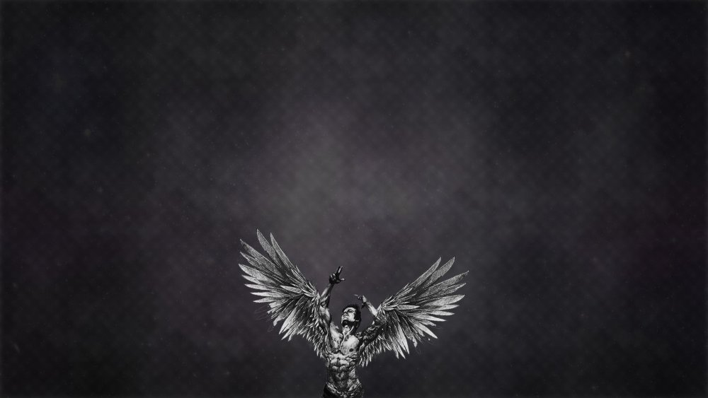 Zyzz с крыльями ангела