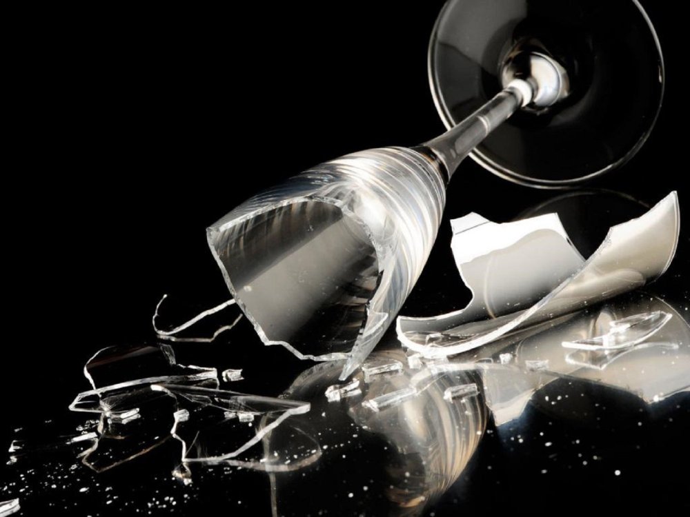 Стеклянные предметы