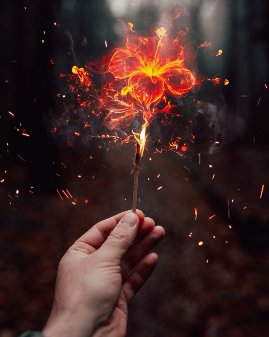 Зажигалка с огнем