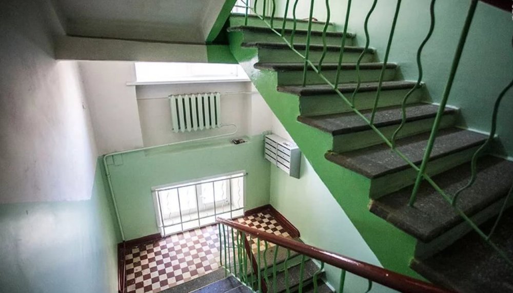 Лестница в подъезде