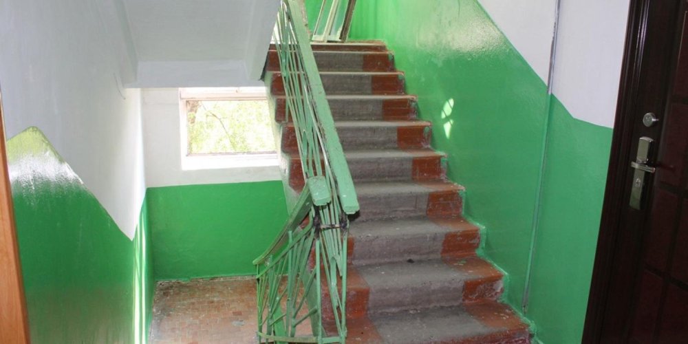 Лестница в подъезде