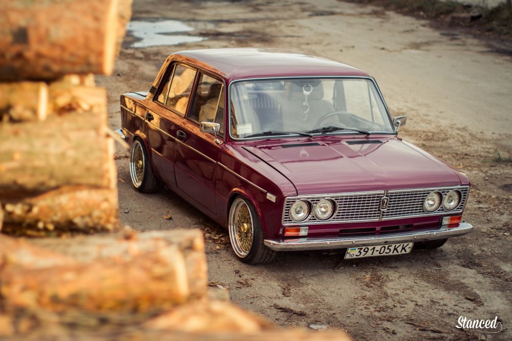 Боевая классика ВАЗ 2103 желтая