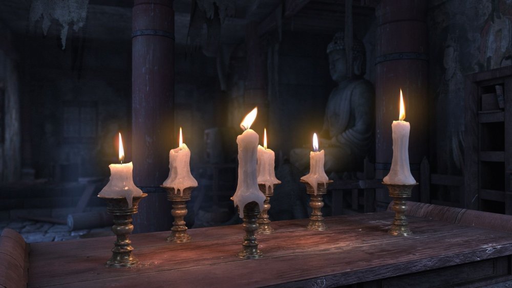 Свечка на столе