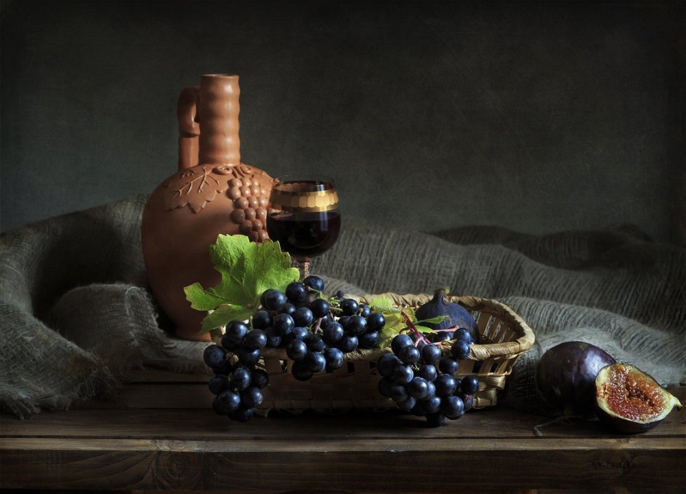 Грузинский натюрморт с вином