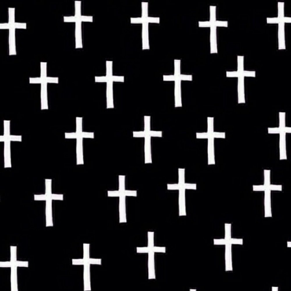 Крест белый на черном