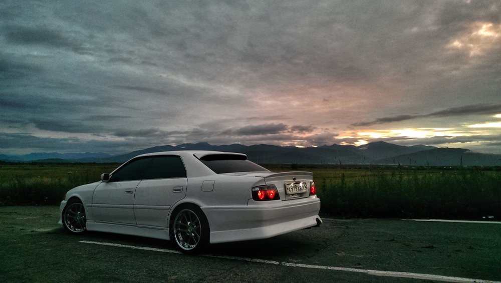 Toyota Chaser 100