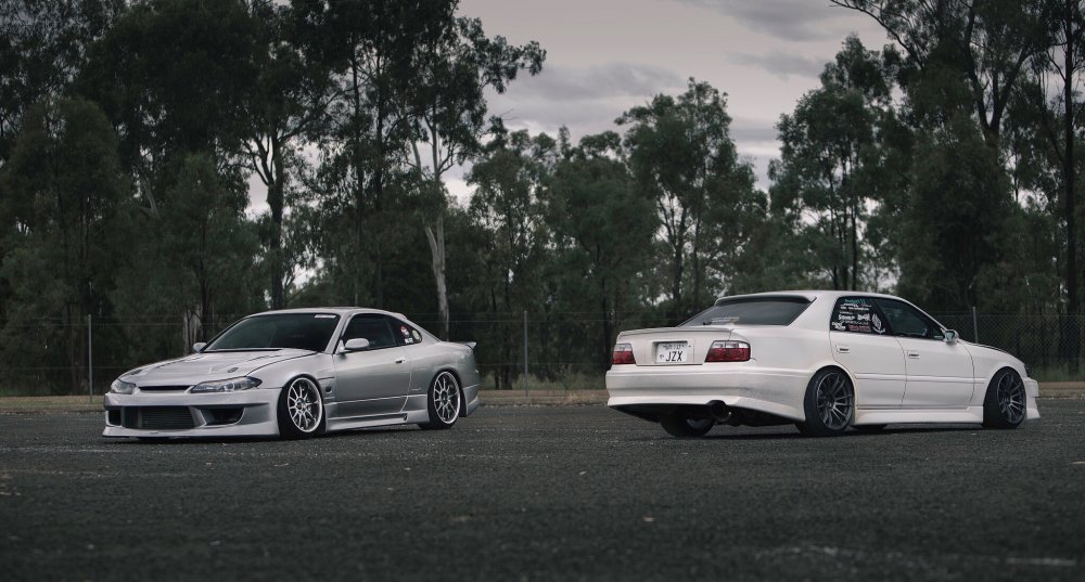 Toyota Chaser 4 stance