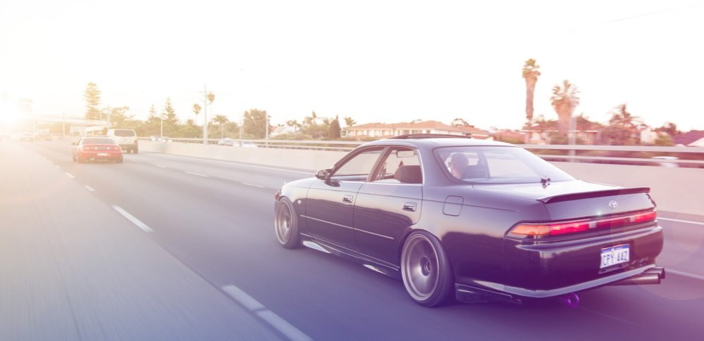 Toyota Mark 2 90 Сакура