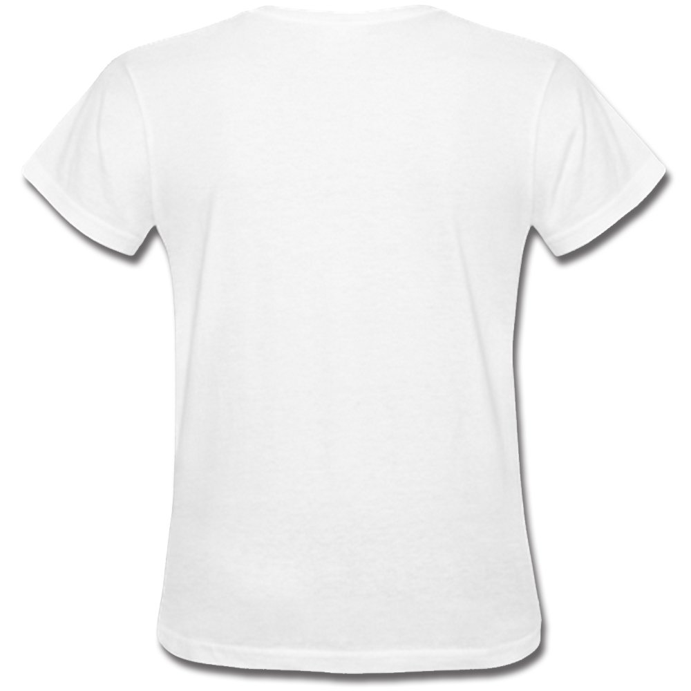 Белая футболка на белом фоне