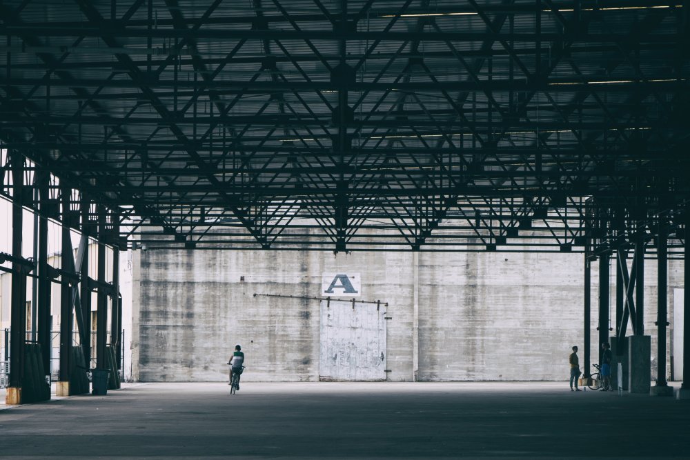 Ангар внутри