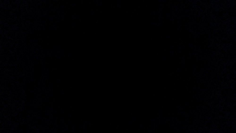 Темный экран