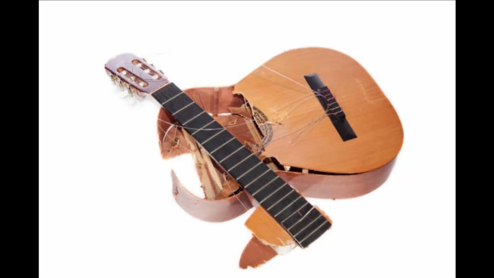 Разбитая гитара