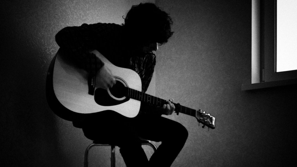 Гитара цветы