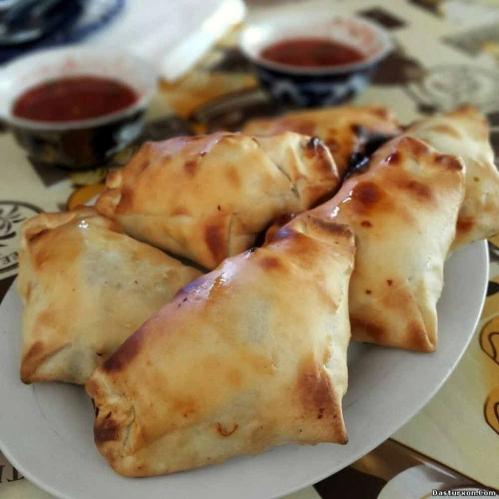 Жиззах сомса