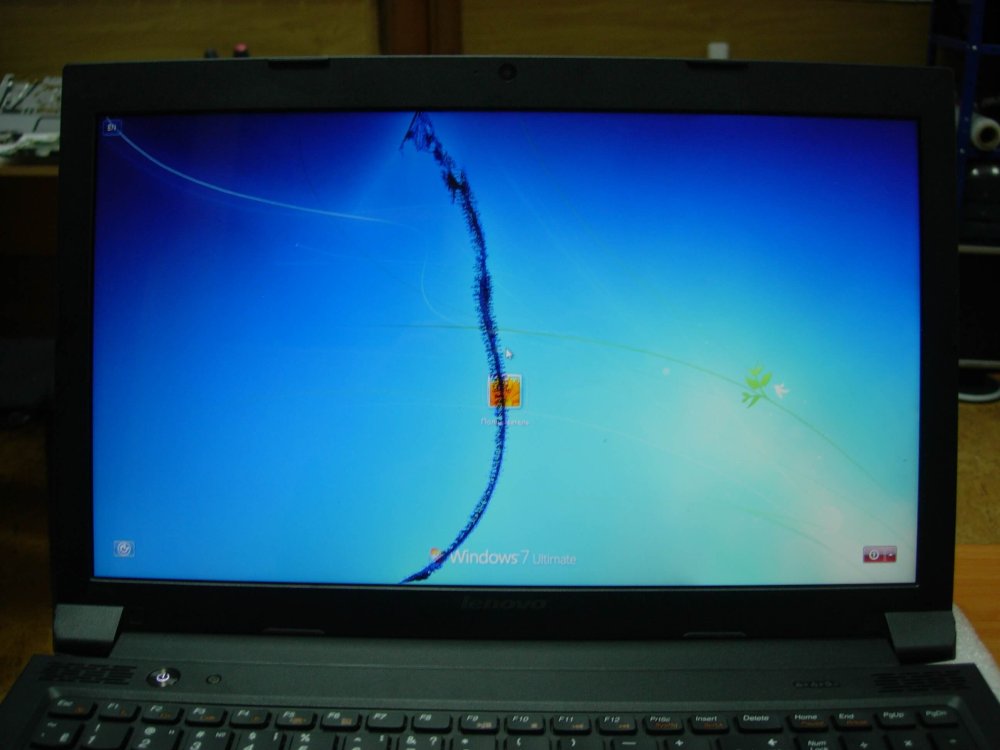 Разбитое стекло