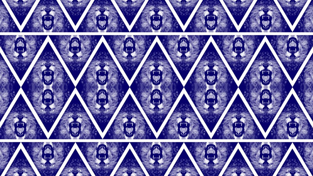 Много людей