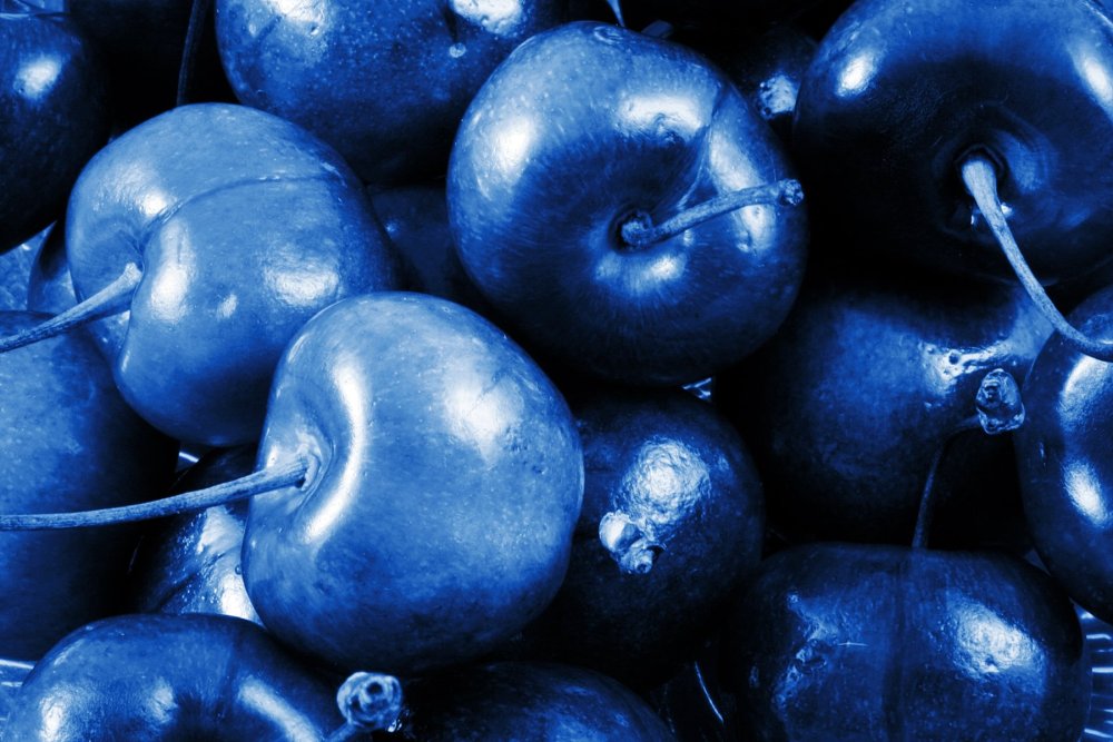 Синий фрукт
