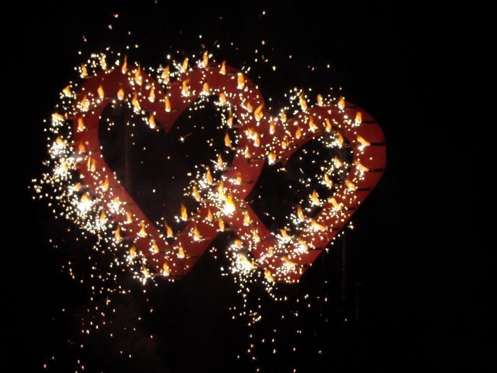 Бенгальские огни сердце