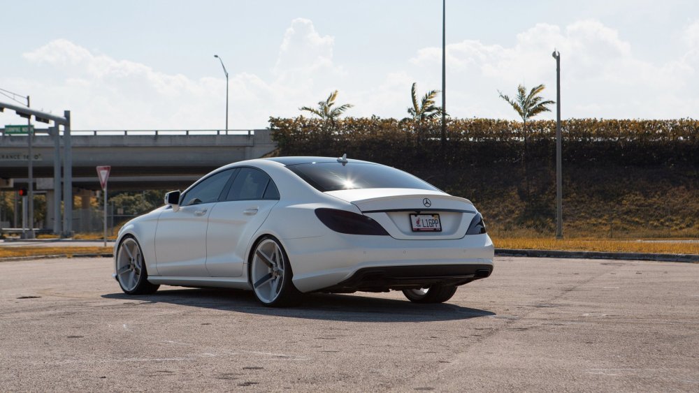 Mercedes CLS 63 AMG 1920 1080