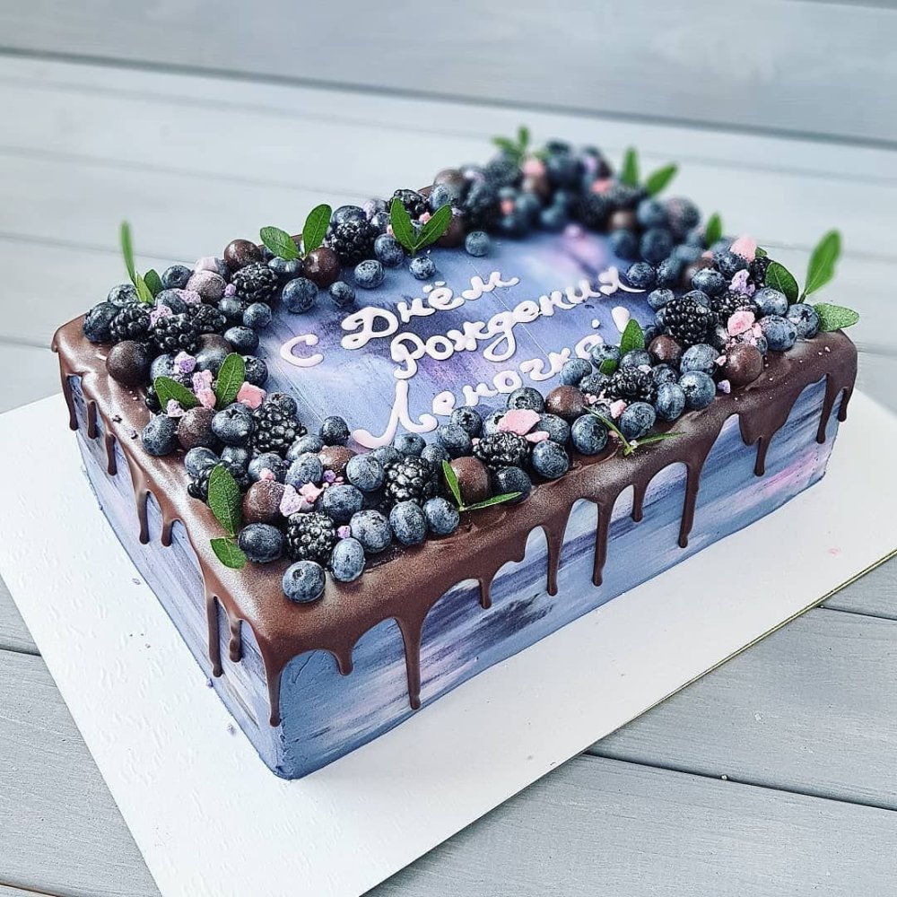 Прямоугольный бисквитный торт