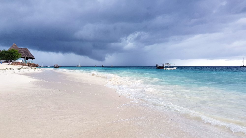 Занзибар Нунгви туристы