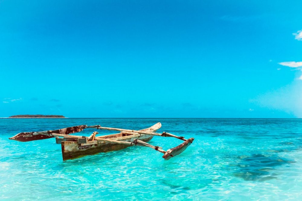 Тунис Занзибар