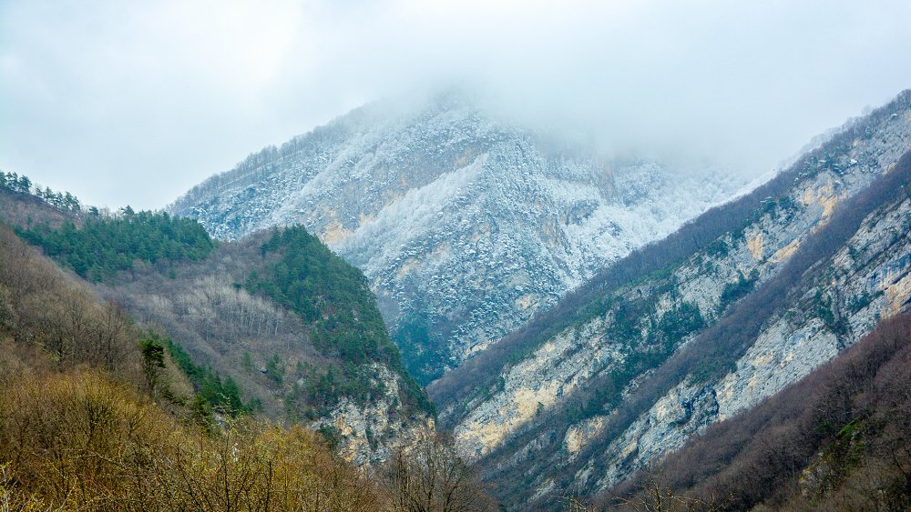 Адское ущелье Северная Осетия