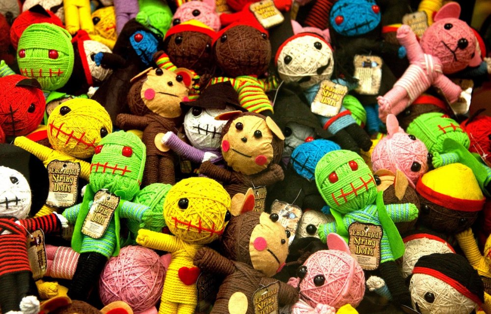 Много игрушек