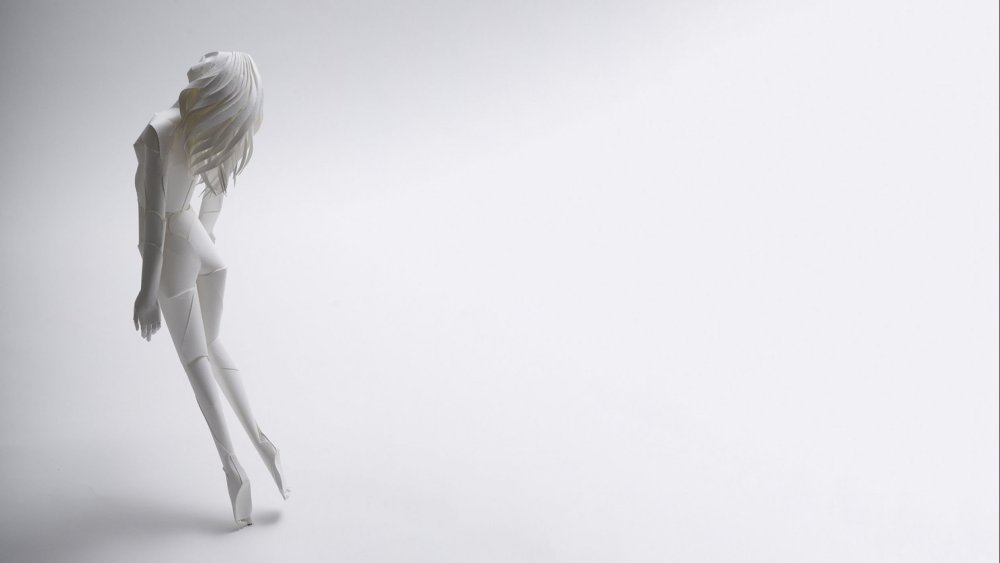 Девушка одной линией