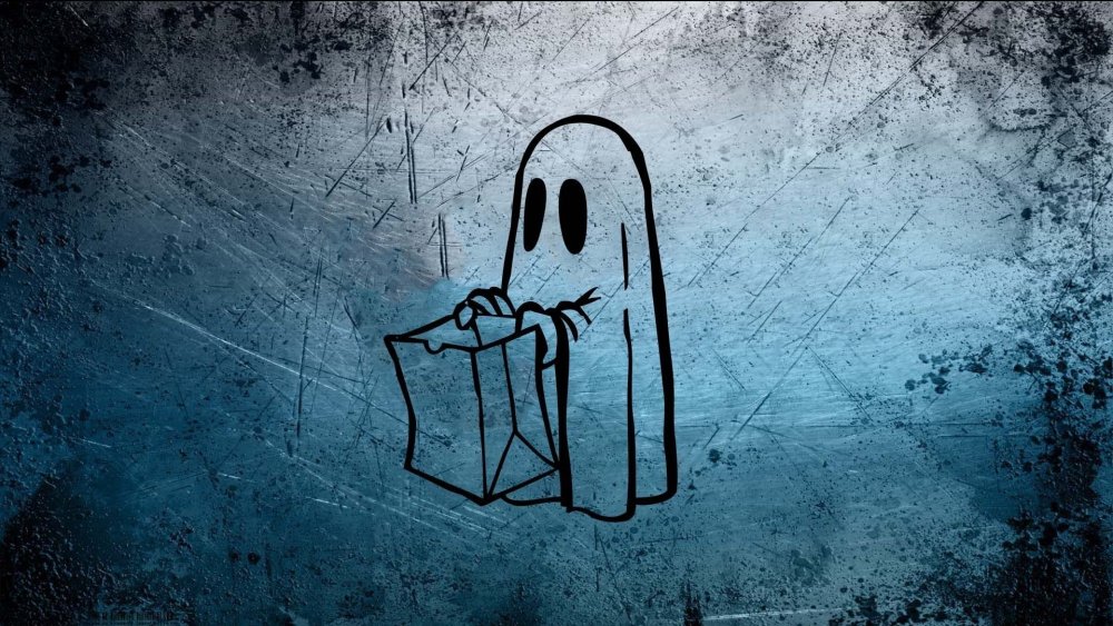 Страшные существа на черном фоне