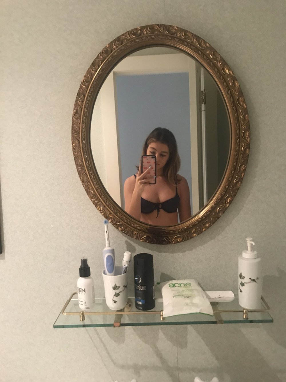 Отражение в зеркале