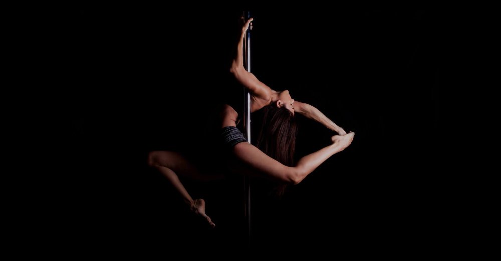 Танцовщица в темноте