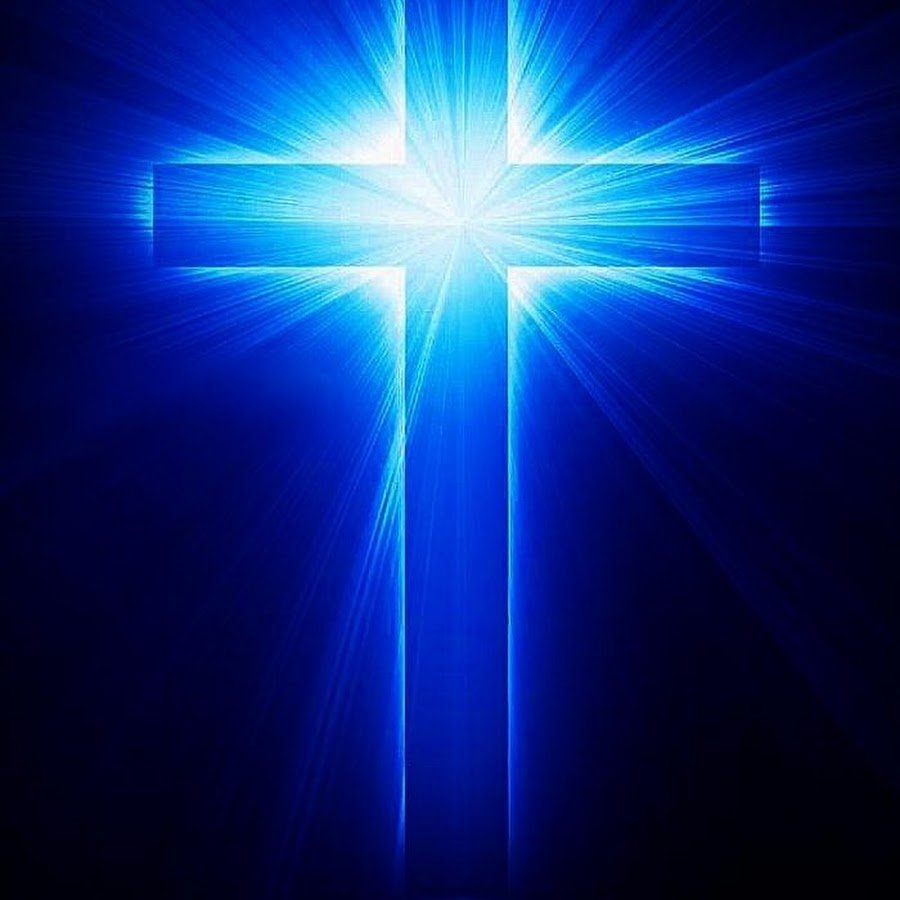 Крест в лучах солнца