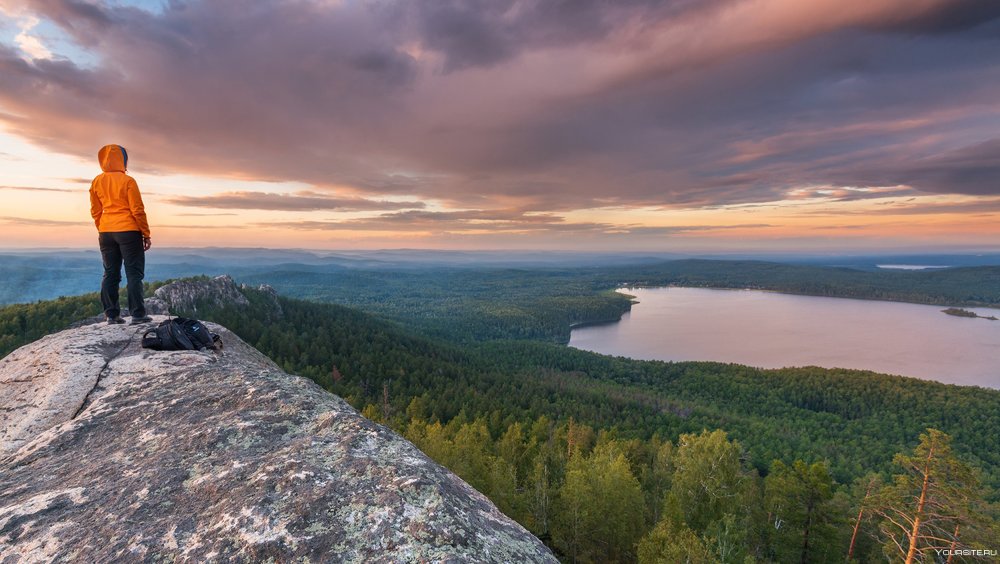 Урал, Пермский край, река Усьва, скала "чёртов палец".