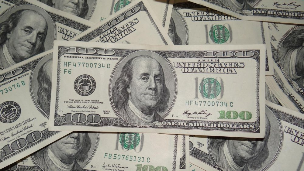 100 Долларов HD