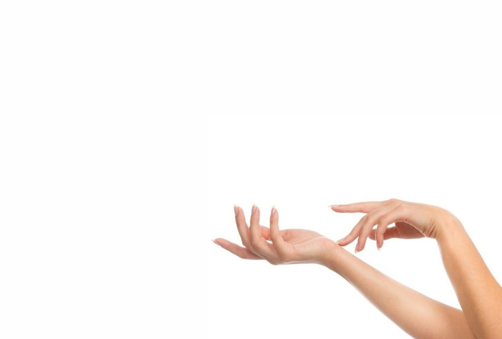 Женская рука до локтя