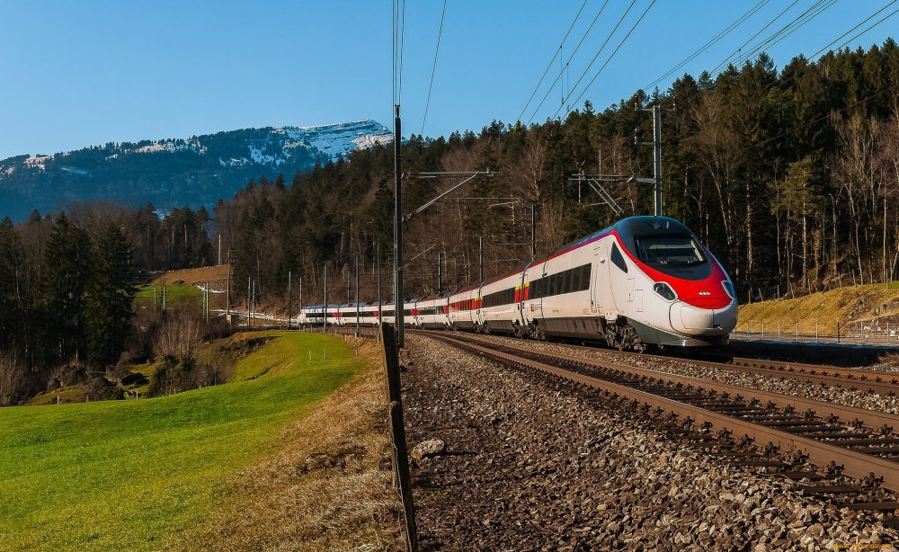 Сапсан электропоезд