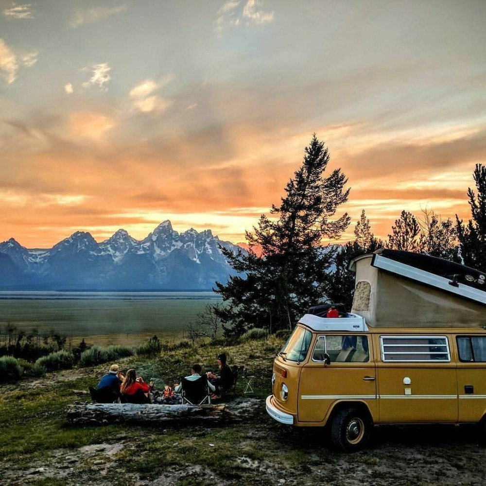 Путешествие на автомоб