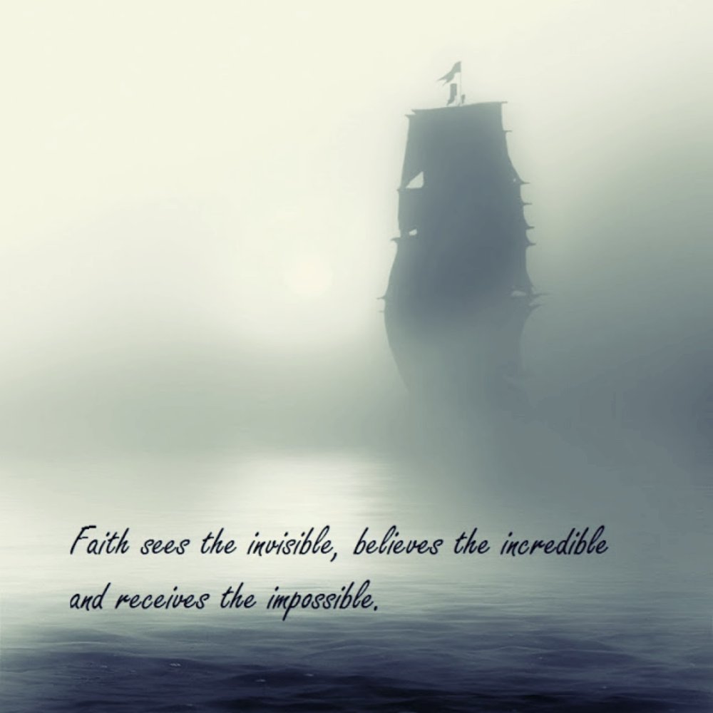 Парусник в тумане