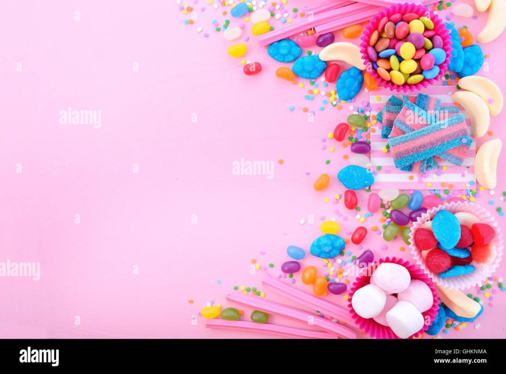 Фон с конфетками бледный