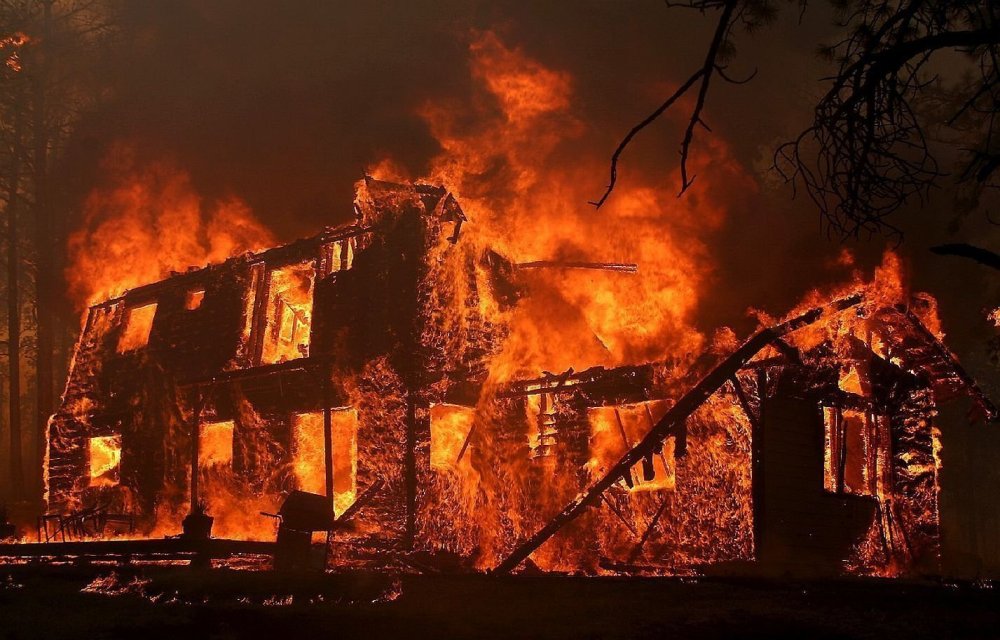 Дом горит Эстетика