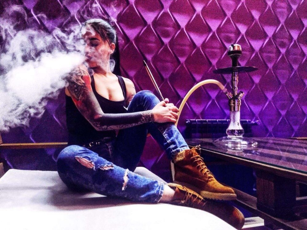 Девушка в дымке