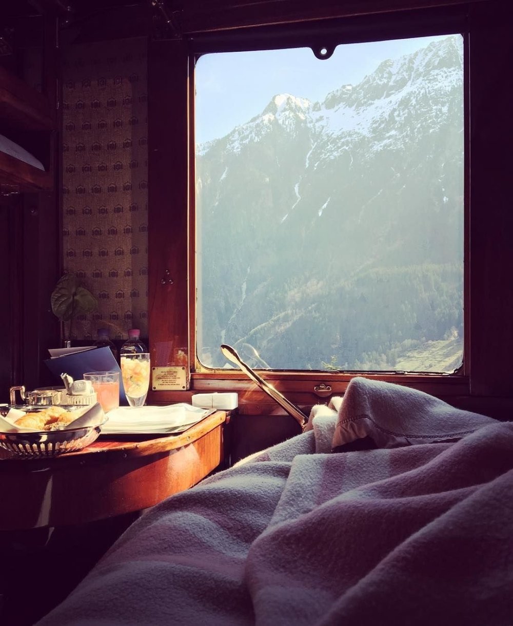 Окно поезда