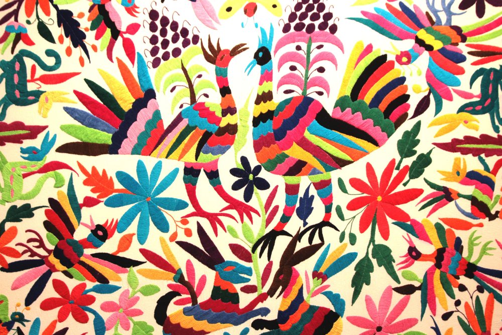 Индеец на белом фоне