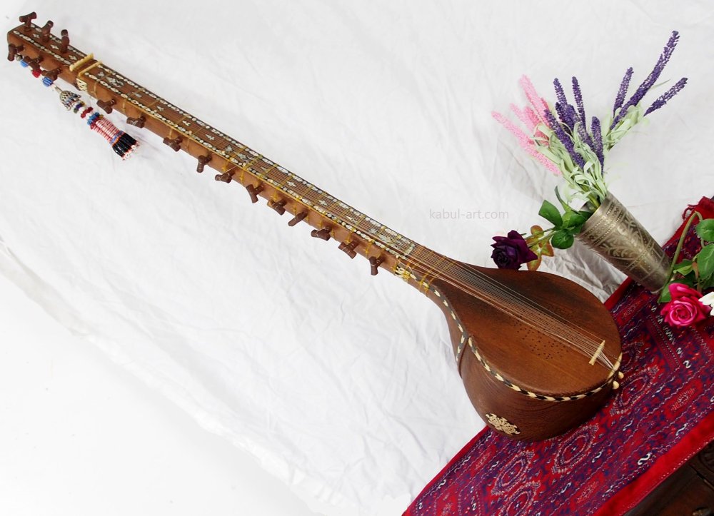 Туркменский музыкальный инструмент дутар