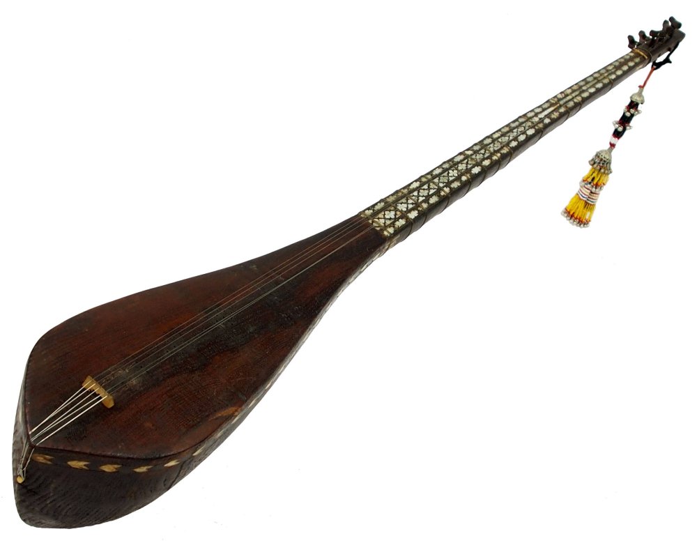 Узбекские музыкальные инструменты дутар