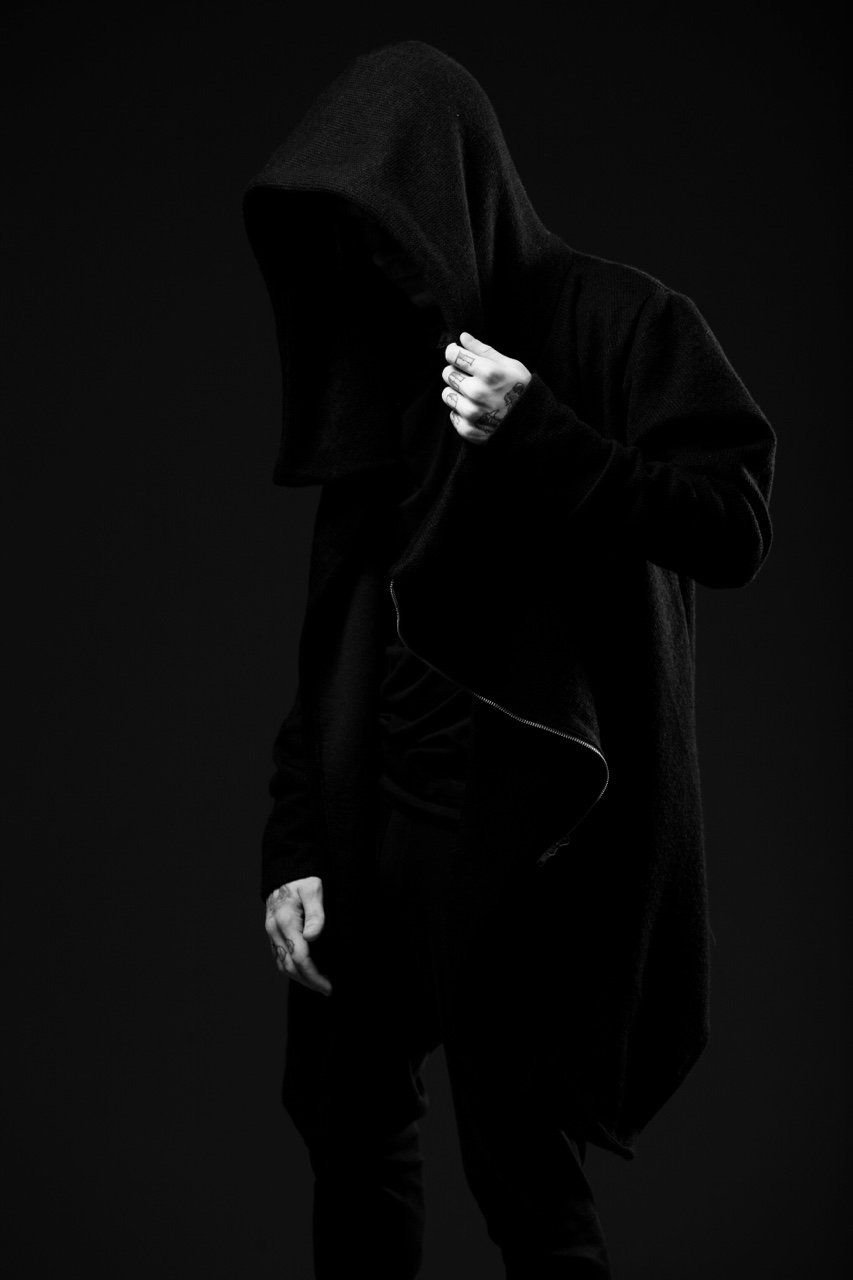 Капюшон карандашом